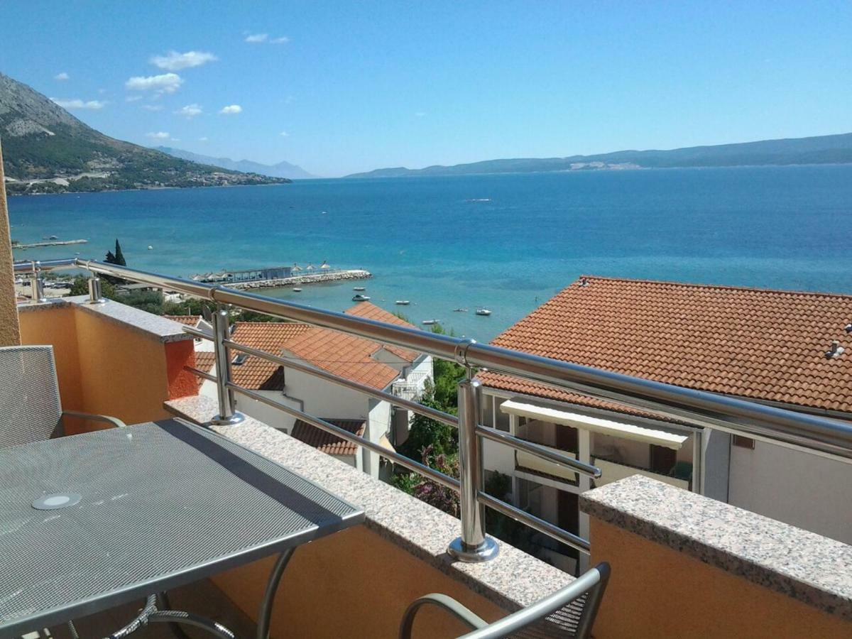 Apartmani "Grgic" Omiš Екстериор снимка